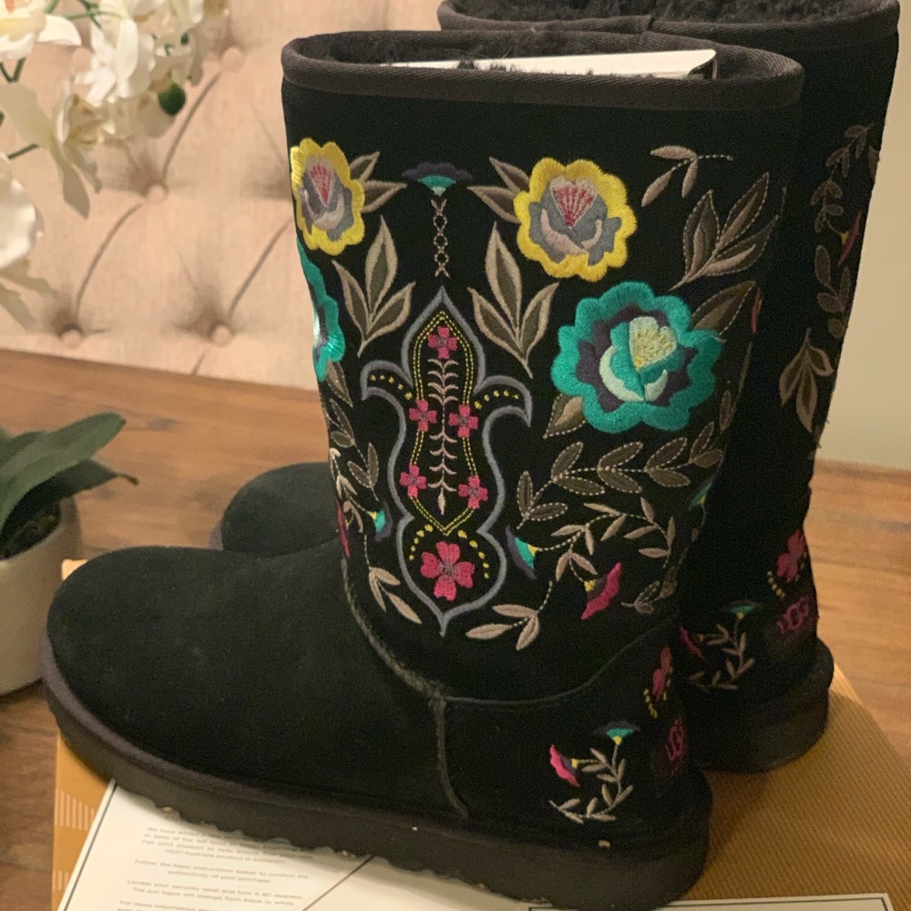 UGG Juliette